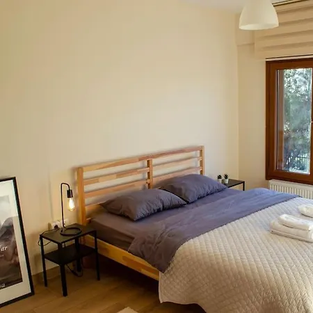 Stylish Triplex In The Heart Of Lägenhet