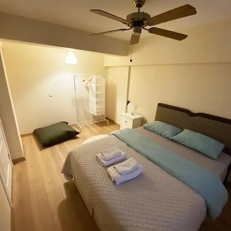 Stylish Triplex In The Heart Of Apartman