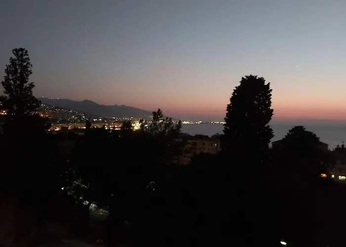 Stylish Triplex In The Heart Of Apartment Izmir