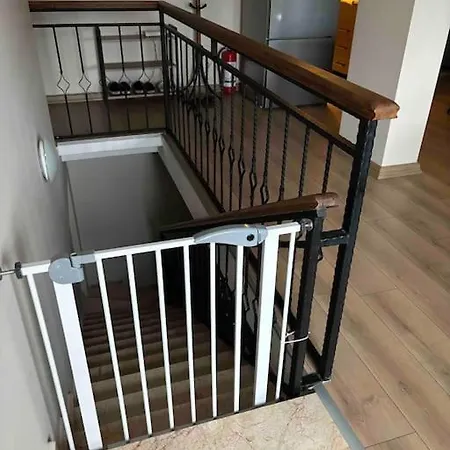 شقة Stylish Triplex In The Heart Of