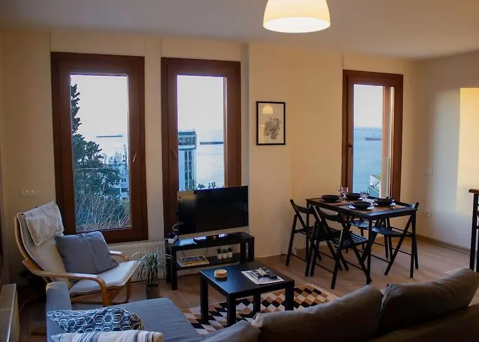 Apartamento Stylish Triplex In The Heart Of