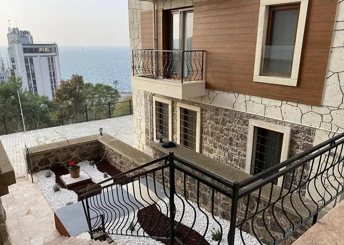 Apartamento Stylish Triplex In The Heart Of