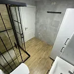 Апартаменты Stylish Triplex In The Heart Of *